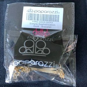Paparazzi Simple Sophistication Gold Bracelet. New